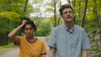 Save Yourselves! izle